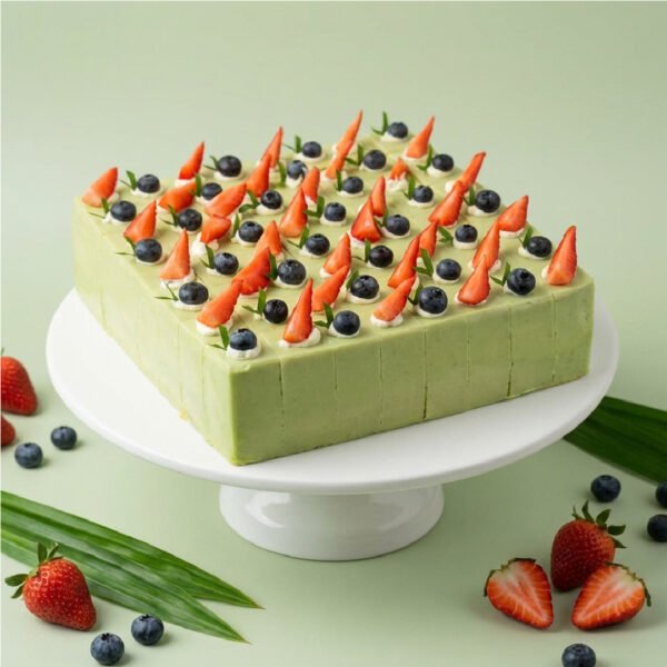 Mixed Berries Pandan Cake | 10" x 10" Square